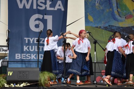 Mała scena Tygodnia Kultury Beskidzkiej w Wiśle